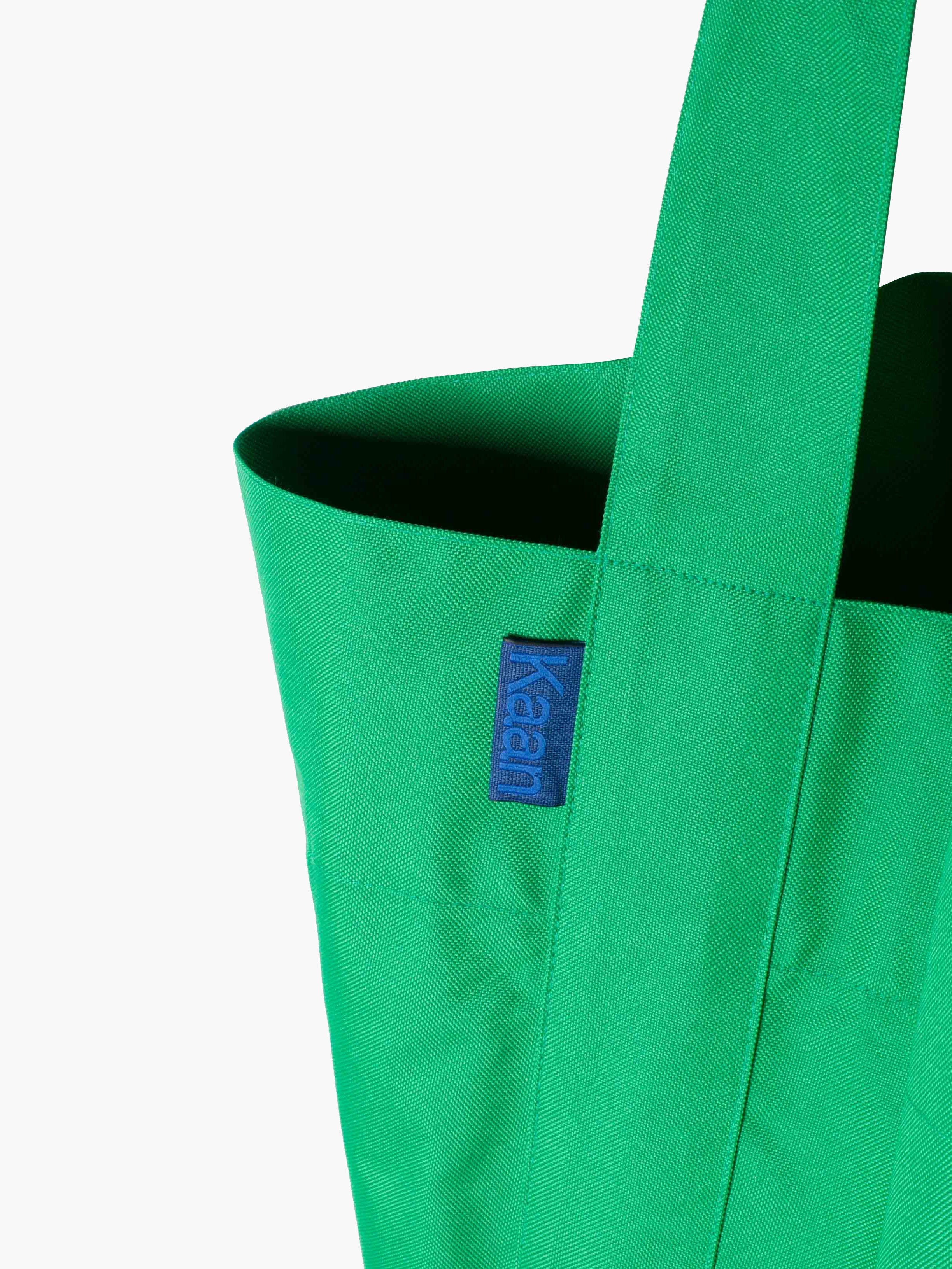 Bucket Tote in Kelly Green